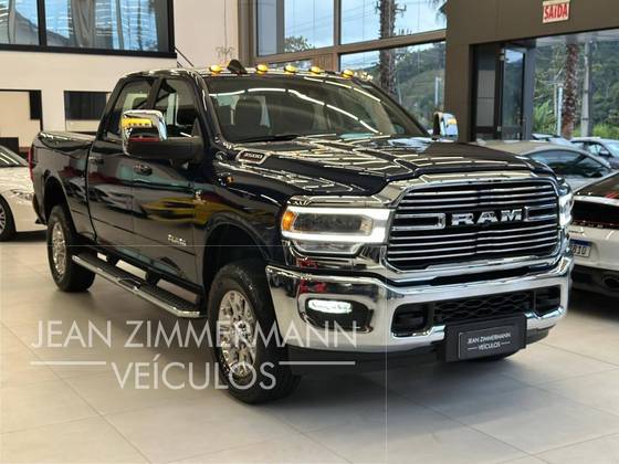 RAM 3500 6.7 I6 TURBO DIESEL LARAMIE NIGHT EDITION CD 4X4 AUTOMÁTICO RAM 3500 6.7 I6 TURBO DIESEL LARAMIE NIGHT EDITION CD 4X4 AUTOMÁTICO